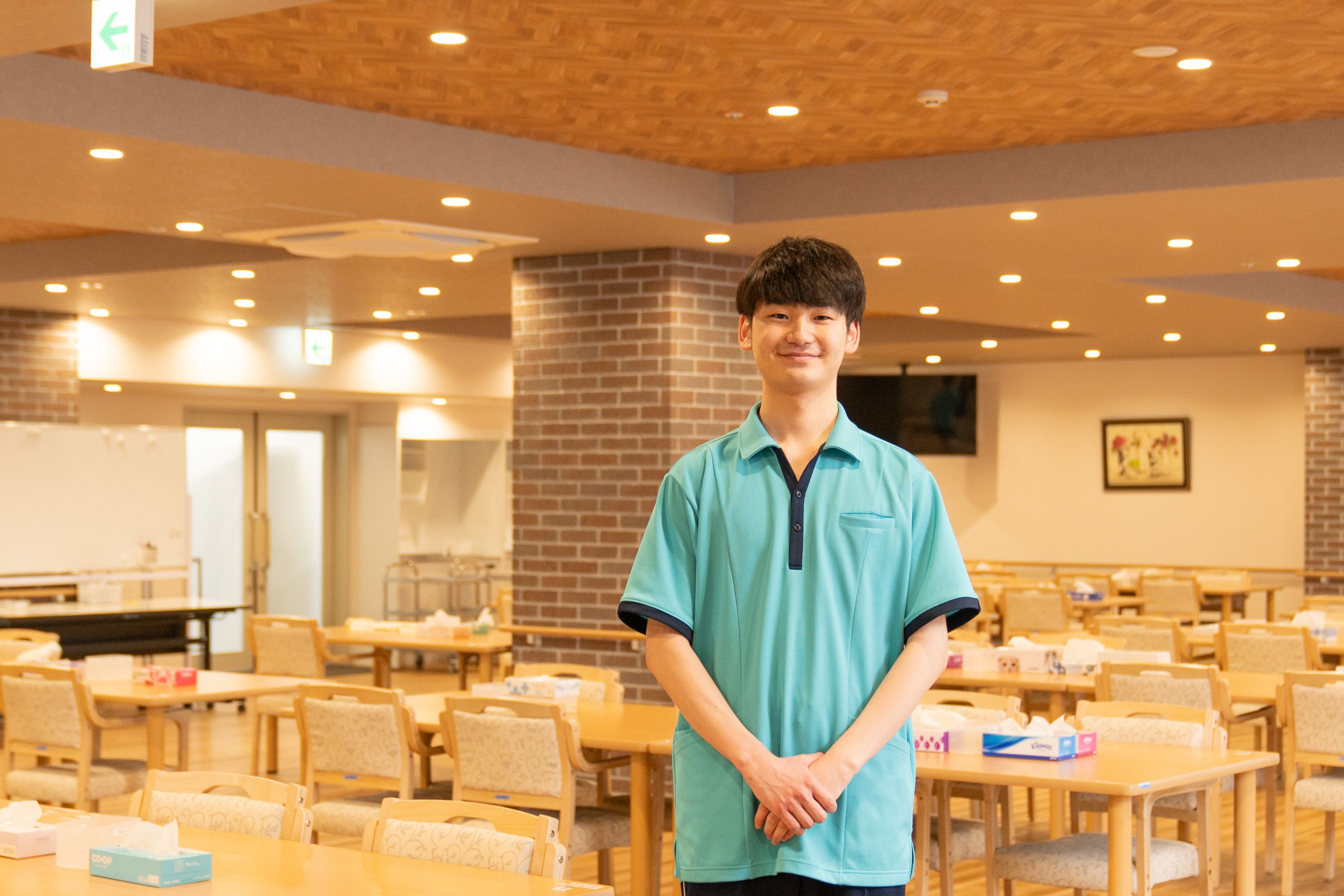 新卒から介護職の道へ。 心にまっすぐ寄り添う介護士に。